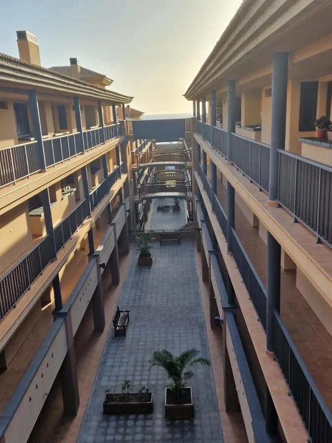 Spacious And Comfortable Paraiso II 플라야 파라이소