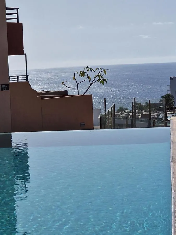 Spacious And Comfortable Paraiso II 플라야 파라이소 0*,  스페인