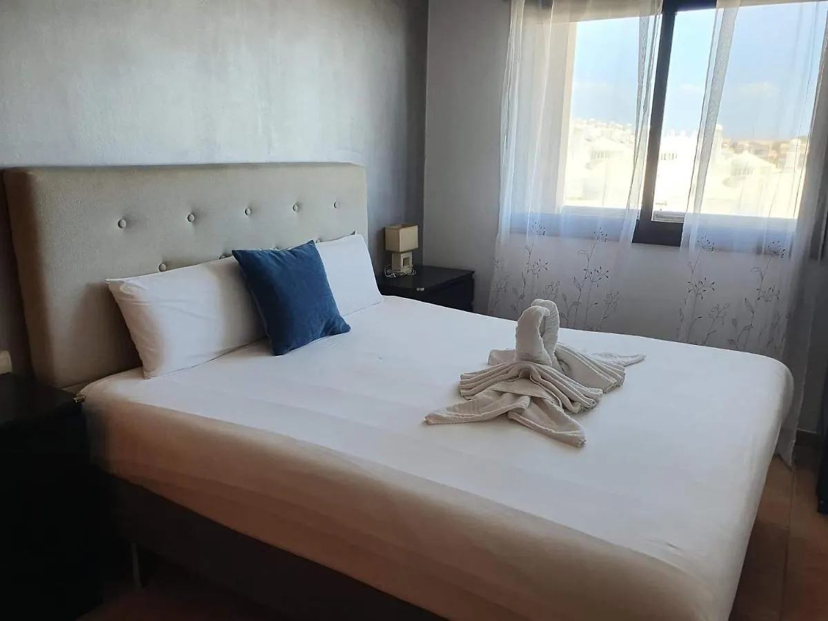 Spacious And Comfortable Paraiso II 帕莱索海滩 0*,