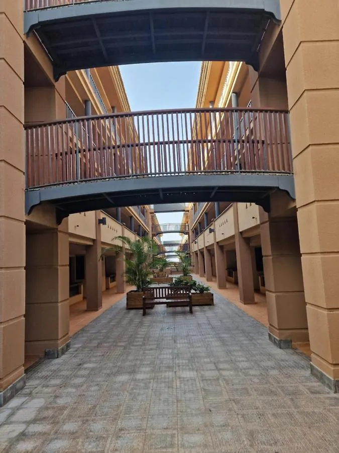 Spacious And Comfortable Paraiso II 帕莱索海滩 公寓